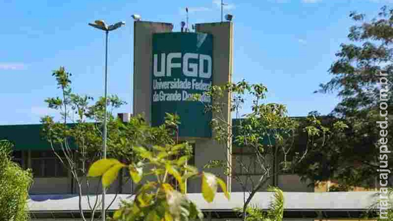 UFGD abre seleção a bolsistas formadores em Inglês, Espanhol Francês UFGD abre seleção a bolsistas formadores em Inglês, Espanhol Francês