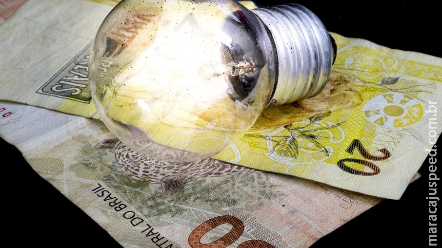 Aneel autoriza corte de energia por falta de pagamento a partir de sexta Aneel autoriza corte de energia por falta de pagamento a partir de sexta