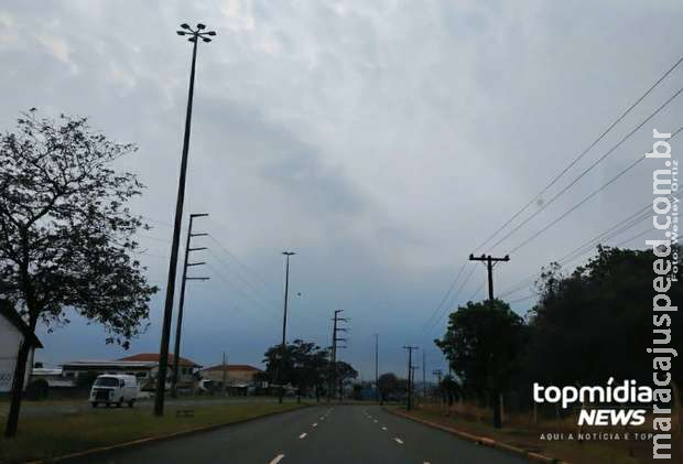 Ao menos oito bairros permanecem sem energia em Campo Grande