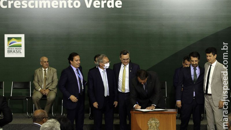 Às vésperas da COP26, governo cria comitê sobre mudanças climáticas Às vésperas da COP26, governo cria comitê sobre mudanças climáticas