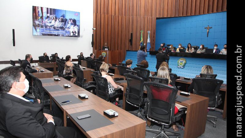 Assembleia de MS faz homenagem a dentistas em alusão ao Dia do Odontólogo Assembleia de MS faz homenagem a dentistas em alusão ao Dia do Odontólogo
