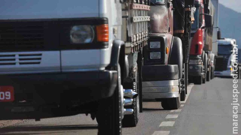 Caminhoneiros: Fetrabens-SP e Sindicam-SP avaliam eventual paralisação no dia 1º