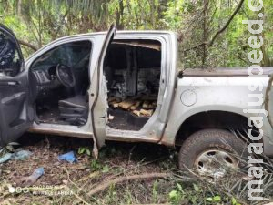 Caminhonete S-10 é encontrada abandonada em meio à mata com carregamento de maconha Caminhonete S-10 é encontrada abandonada em meio à mata com carregamento de maconha
