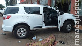 Carro de vítimas foi furtado e polícia investiga se era conduzido por 