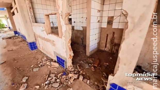 Ceinf abandonada há 10 anos amarga vida de moradores no Jardim Anache Ceinf abandonada há 10 anos amarga vida de moradores no Jardim Anache