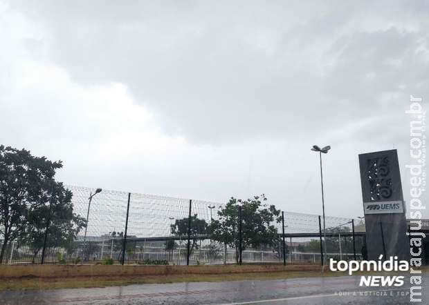 Chuvarada marca fim de semana e feriadão é de Chuvarada marca fim de semana e feriadão é de