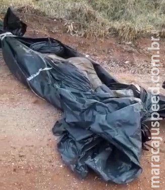 Corpos são encontrados ‘ensacados’ por por populares na manhã deste domingo Corpos são encontrados ‘ensacados’ por por populares na manhã deste domingo