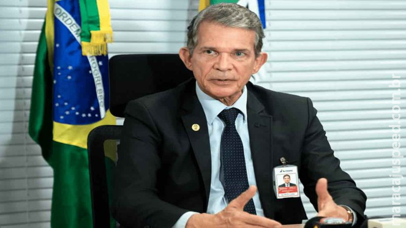 Diretor diz que Petrobras segue política de preços 