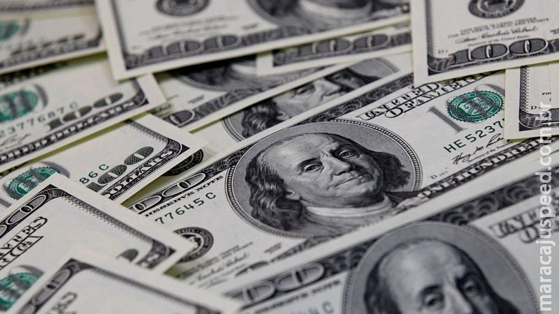 Dólar volta a fechar acima de R$ 5,50 com tensões no exterior Dólar volta a fechar acima de R$ 5,50 com tensões no exterior