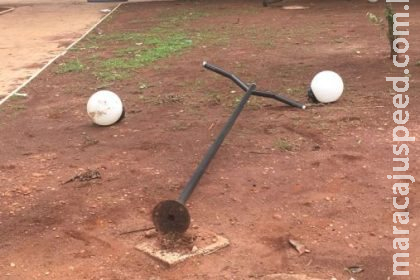 Em menos de uma semana, praça de Três Lagoas tem fiação elétrica furtada pela segunda vez Em menos de uma semana, praça de Três Lagoas tem fiação elétrica furtada pela segunda vez