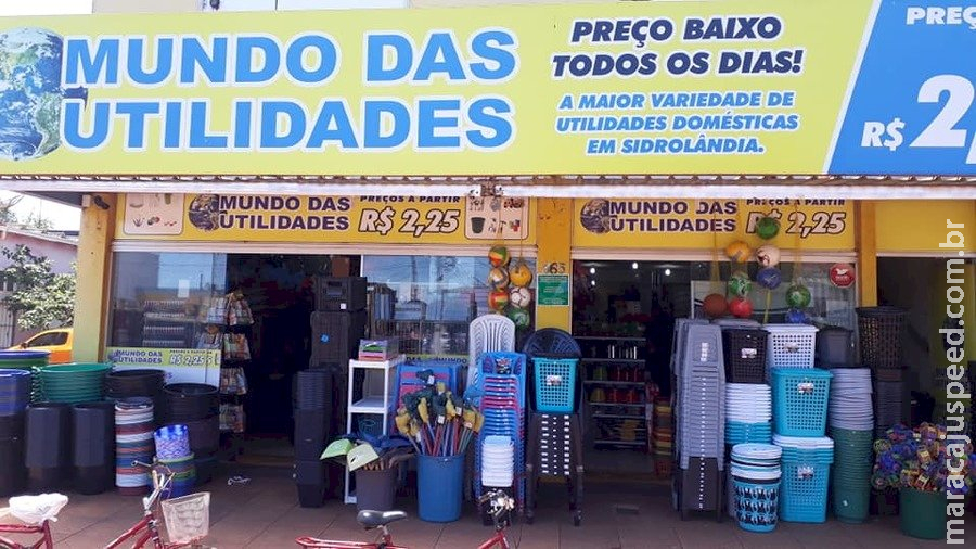 Em Sidrolândia, ladrão invade loja e furta mais de R$ 6 mil em produtos Em Sidrolândia, ladrão invade loja e furta mais de R$ 6 mil em produtos