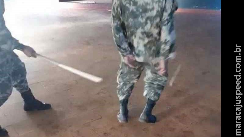 Exército paraguaio é acusado de torturar soldados Exército paraguaio é acusado de torturar soldados
