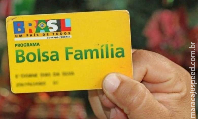 Governo deve anunciar nesta terça novo valor de R$ 400 para o Bolsa Família