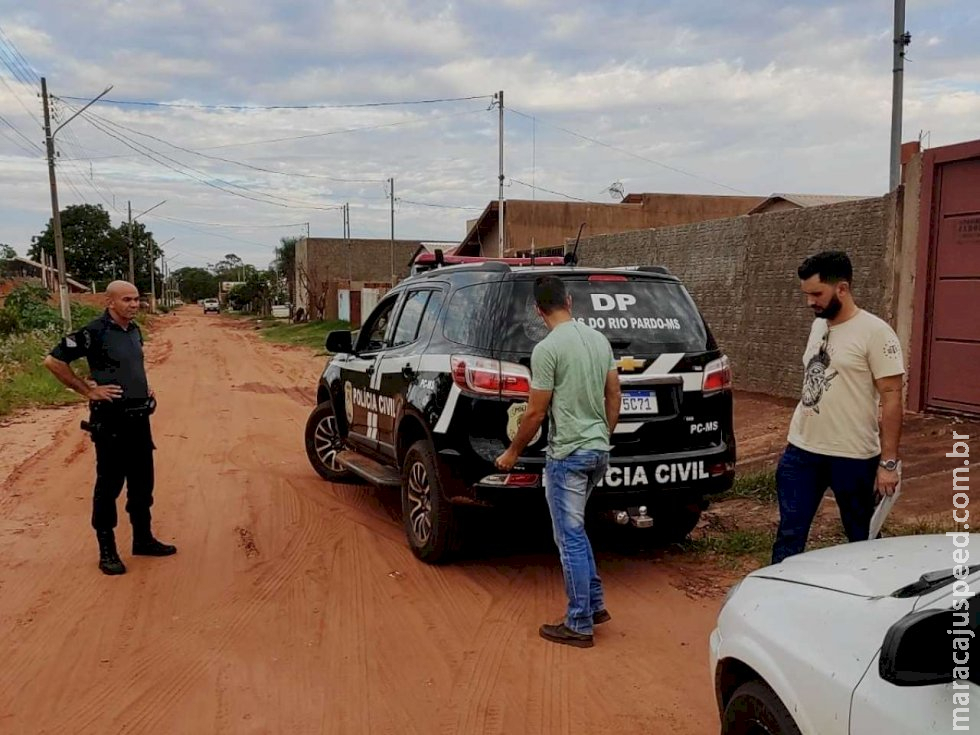 Homem é preso por manter ex-esposa em cárcere privado Homem é preso por manter ex-esposa em cárcere privado