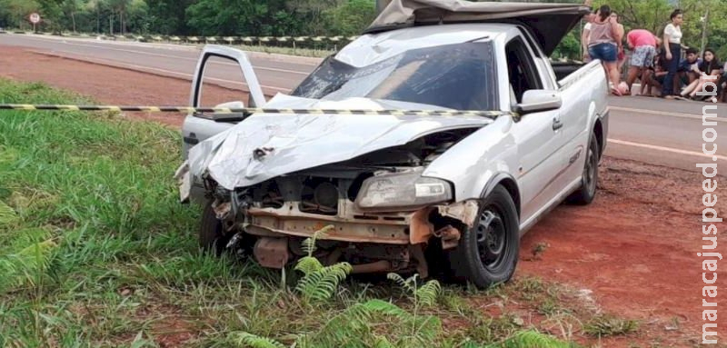 Jovem morre após ser atingida por pickup; motorista foge do local sem prestar socorro 