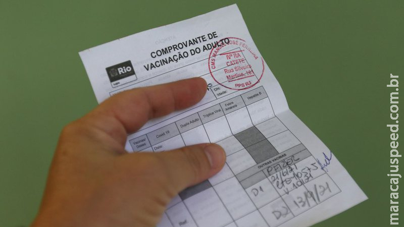 Liberado certificado de vacinação para quem tomou vacinas diferentes