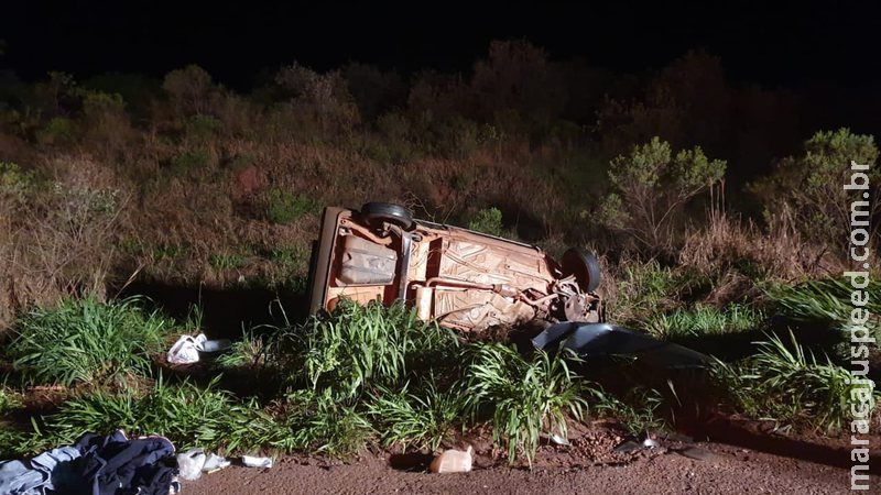 Motorista morre e 4 ficam gravemente feridos em capotamento na MS-141
