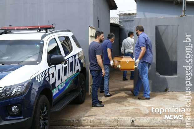 Mulher faz visita e encontra irmão morto dentro de casa no Macaúbas Mulher faz visita e encontra irmão morto dentro de casa no Macaúbas