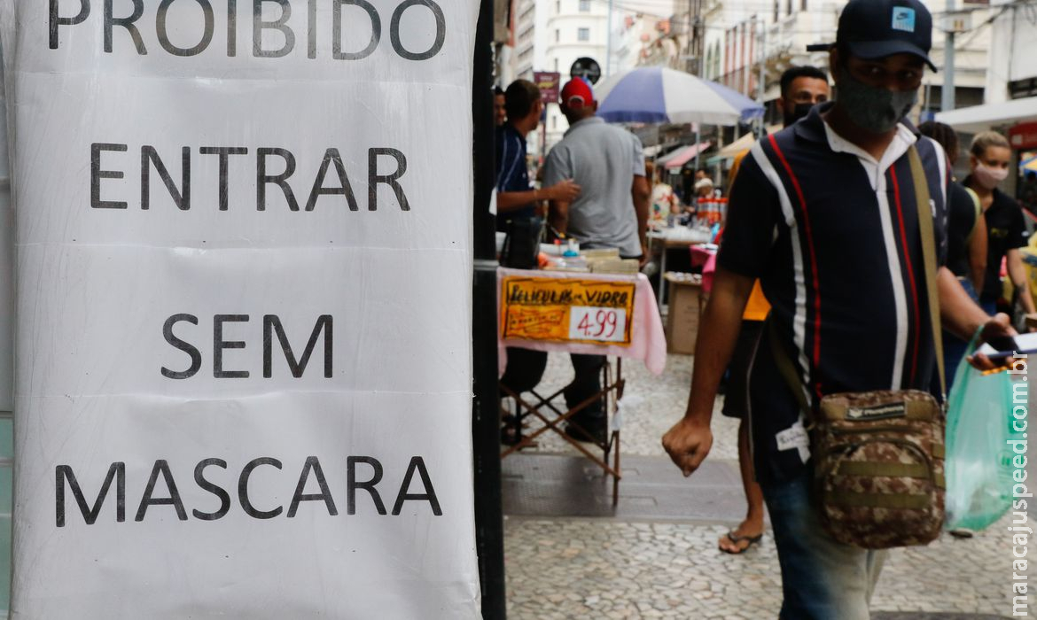 Na Câmara, especialistas defendem uso de máscaras mesmo com vacinação Na Câmara, especialistas defendem uso de máscaras mesmo com vacinação