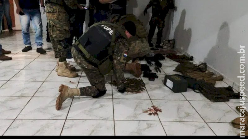 Operação encontra arsenal de guerra e carros que podem ter sido usado em execução de filha de governador na fronteira Operação encontra arsenal de guerra e carros que podem ter sido usado em execução de filha de governador na fronteira