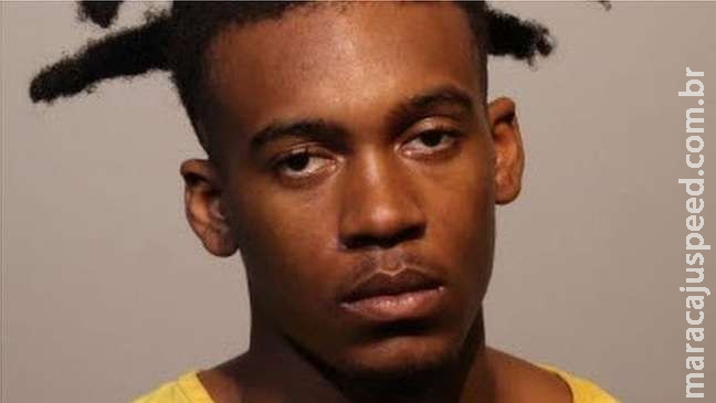 Pai é indiciado após filho de 2 anos matar mãe a tiros durante chamada de Zoom Pai é indiciado após filho de 2 anos matar mãe a tiros durante chamada de Zoom