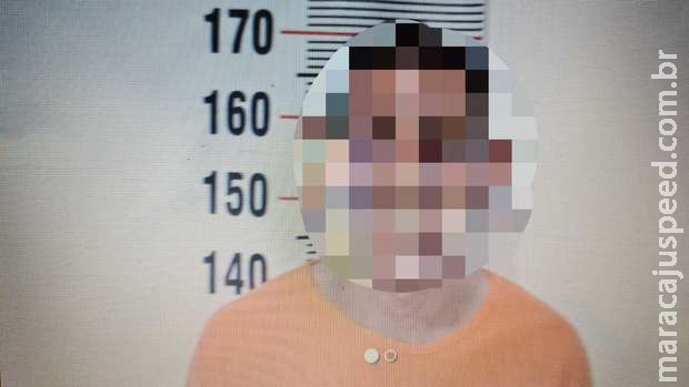 Pai que torturou filho e filmou foge após ameaças de Pai que torturou filho e filmou foge após ameaças de