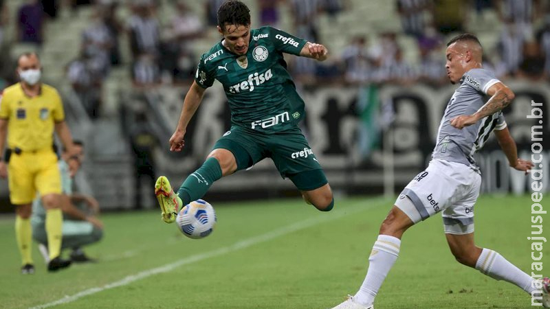 Palmeiras supera Ceará em jogo atrasado do Brasileiro