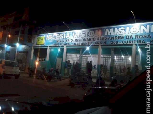 Pistoleiro acusado de matar candidato é preso dentro de igreja na fronteira Pistoleiro acusado de matar candidato é preso dentro de igreja na fronteira