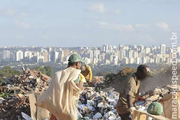 Pobre precisa juntar dois auxílios emergenciais para ter cesta básica em Campo Grande
