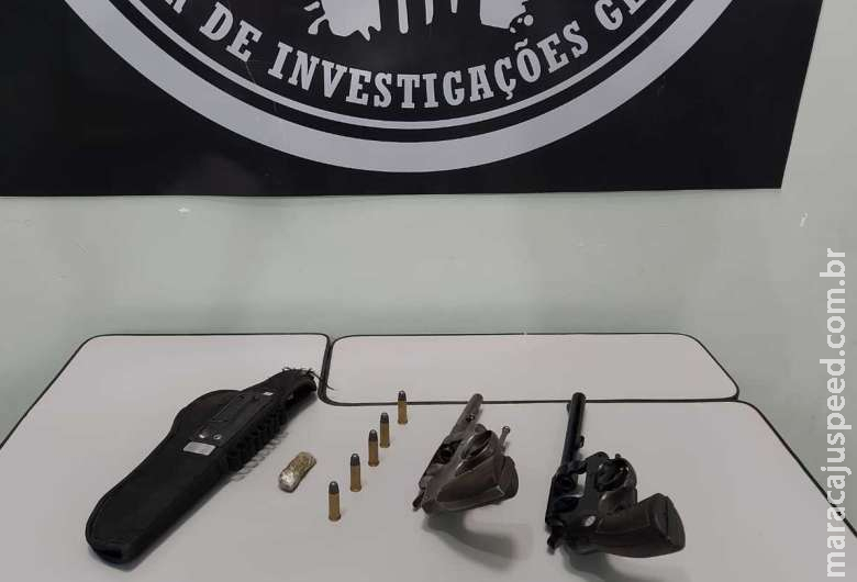 Polícia apreende armas de fogo, entorpecentes e suspeitos de tráfico de drogas Polícia apreende armas de fogo, entorpecentes e suspeitos de tráfico de drogas