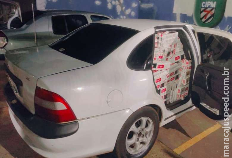 Polícia apreende veículo com cigarros contrabandeados e prende "batedor de estrada"