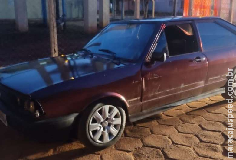 Polícia identifica autores de roubo e efetua prisões Polícia identifica autores de roubo e efetua prisões