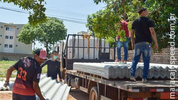 Prefeitura de Campo Grande entrega mais materiais de construção às famílias Prefeitura de Campo Grande entrega mais materiais de construção às famílias