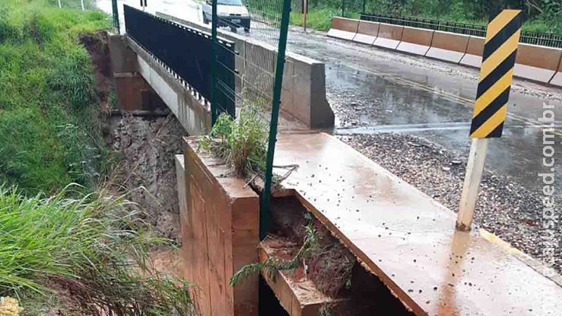 Prefeitura interdita ponte na entrada de Naviraí por conta de risco de desabamento Prefeitura interdita ponte na entrada de Naviraí por conta de risco de desabamento