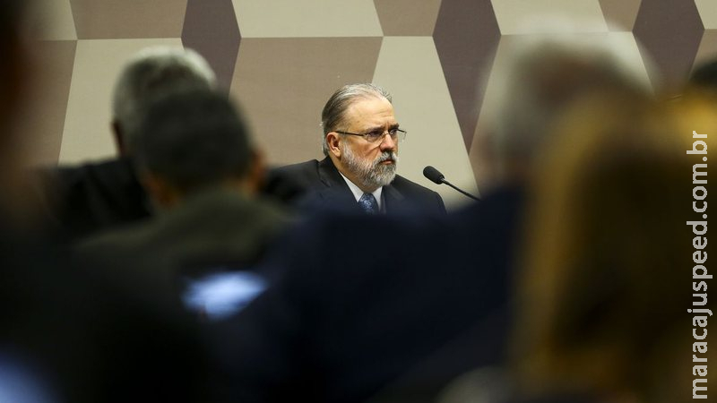 Promotores e procuradores preparam proposta de Código de Ética do MP para Aras Promotores e procuradores preparam proposta de Código de Ética do MP para Aras