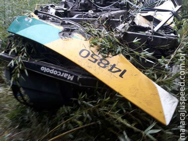 Queda de ônibus em ribanceira deixa oito mortos e 45 feridos no interior de Minas Queda de ônibus em ribanceira deixa oito mortos e 45 feridos no interior de Minas