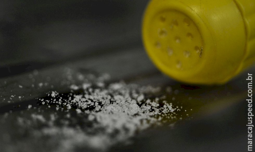 Redução de sódio nos alimentos pode prevenir 2,6 mil mortes em 20 anos Redução de sódio nos alimentos pode prevenir 2,6 mil mortes em 20 anos