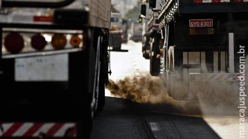 Senado aprova antecipação das metas de redução de gases em 5 anos Senado aprova antecipação das metas de redução de gases em 5 anos