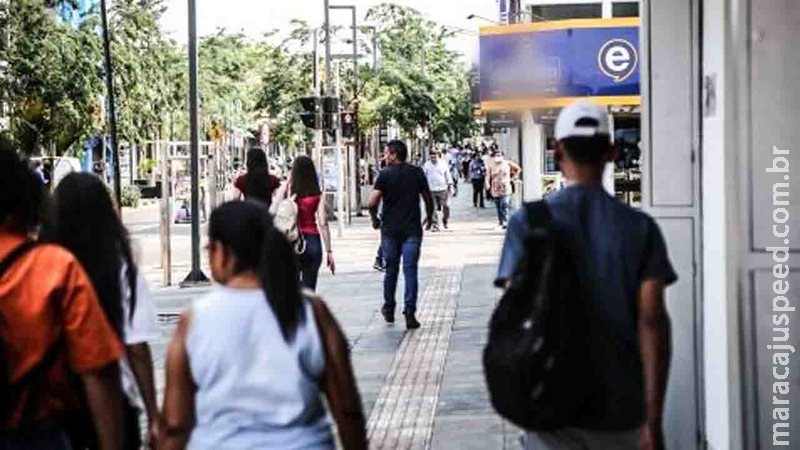 Taxistas, mototaxistas, motoristas e autônomos pagarão ISSQN de R$ 291,84 a R$ 1,9 mil em 2022 Taxistas, mototaxistas, motoristas e autônomos pagarão ISSQN de R$ 291,84 a R$ 1,9 mil em 2022