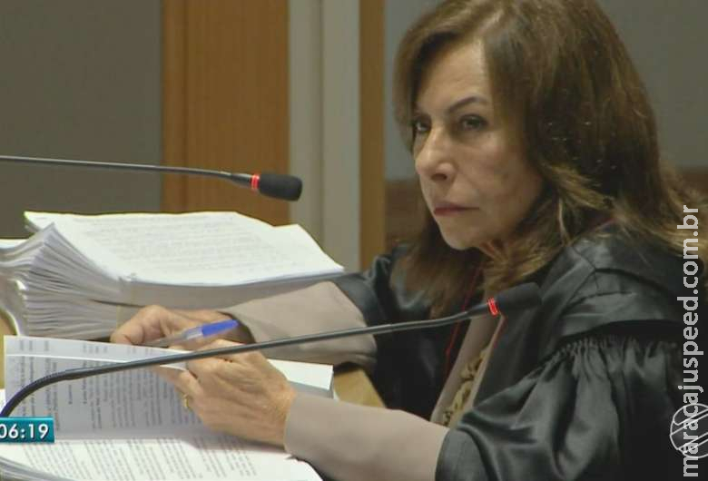 TJ/MS aposenta desembargadora por ter beneficiado filho preso 