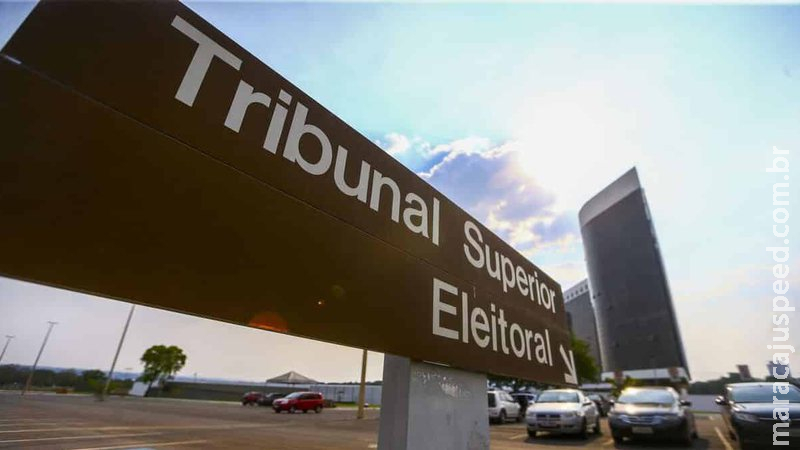 TSE rejeita pedido para cassar chapa Bolsonaro-Mourão TSE rejeita pedido para cassar chapa Bolsonaro-Mourão