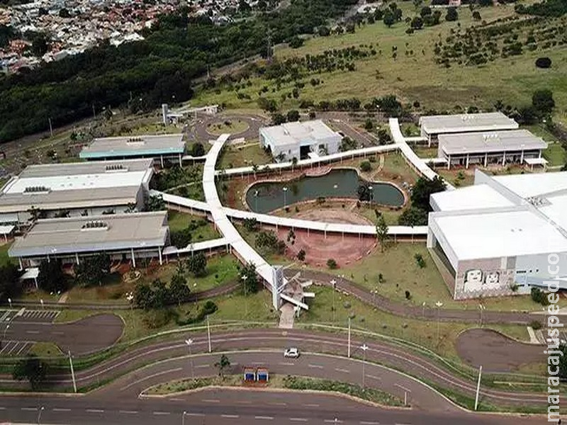 Uems abre 2,1 mil vagas para transferência externa em 49 cursos Uems abre 2,1 mil vagas para transferência externa em 49 cursos