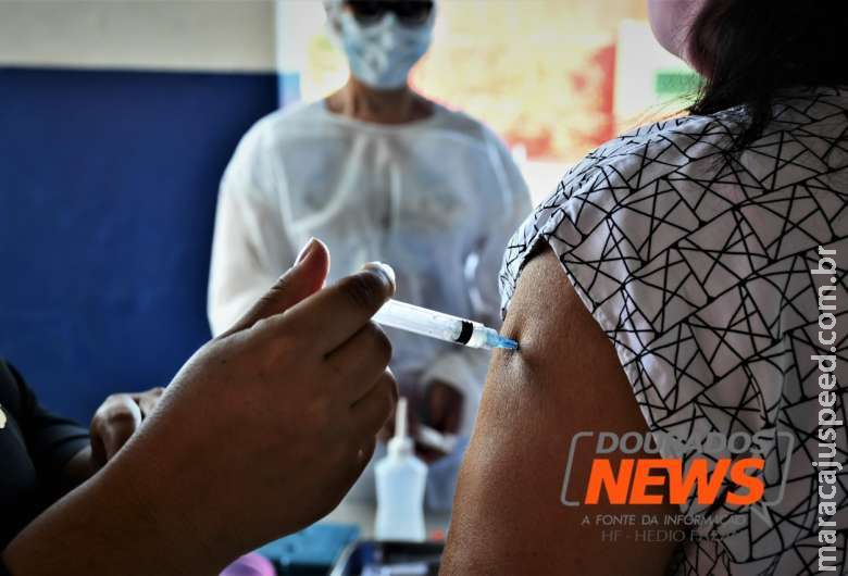 Vacinação atende quatro públicos neste sábado em Dourados Vacinação atende quatro públicos neste sábado em Dourados