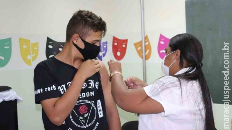 Vacinação itinerante: Moradores do Santa Luzia podem se imunizar em escola neste sábado