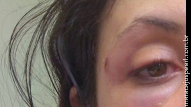 Armado, militar da Marinha espanca ex-mulher na saída de academia Armado, militar da Marinha espanca ex-mulher na saída de academia