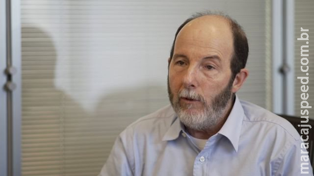 Arminio Fraga diz que aceitaria ser ministro da Fazenda em novo governo Arminio Fraga diz que aceitaria ser ministro da Fazenda em novo governo