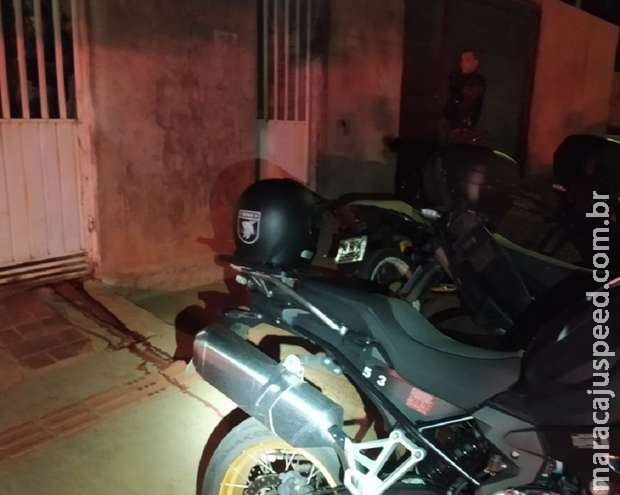 Bandido troca tiros com a polícia e acaba morto no Vida Nova Bandido troca tiros com a polícia e acaba morto no Vida Nova