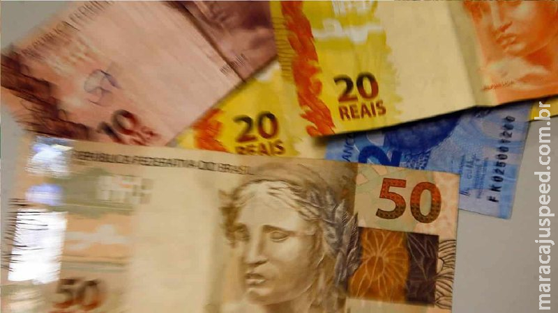 Beneficiários do Auxílio Brasil vão receber 13º este ano? Saiba o que ficou definido Beneficiários do Auxílio Brasil vão receber 13º este ano? Saiba o que ficou definido