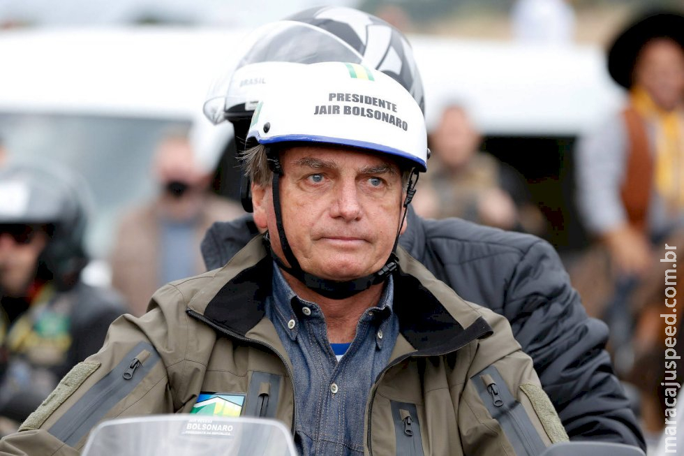 Bolsonaro participa de motociata neste sábado no Paraná Bolsonaro participa de motociata neste sábado no Paraná