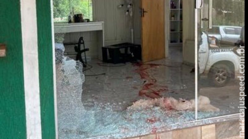 Cabeleireiro é executado com 9 tiros de pistola na fronteira Cabeleireiro é executado com 9 tiros de pistola na fronteira